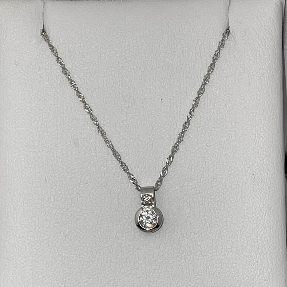 Solid 14K White Gold Semi Bezel Natural Round Cut Diamond Solitaire Necklace - Picture 15 of 16